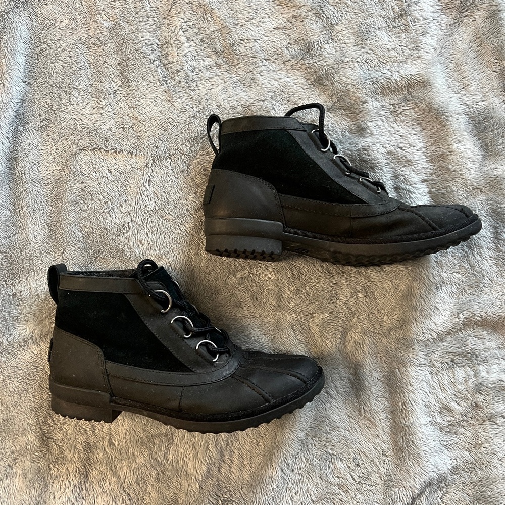 ugg rain boots